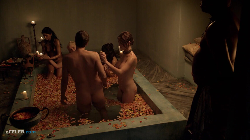1. Lucy Lawless nude, Laura Surrich nude – Spartacus s01e06 (2010)