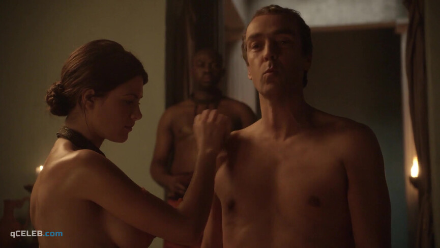 3. Lucy Lawless nude, Laura Surrich nude – Spartacus s01e06 (2010)