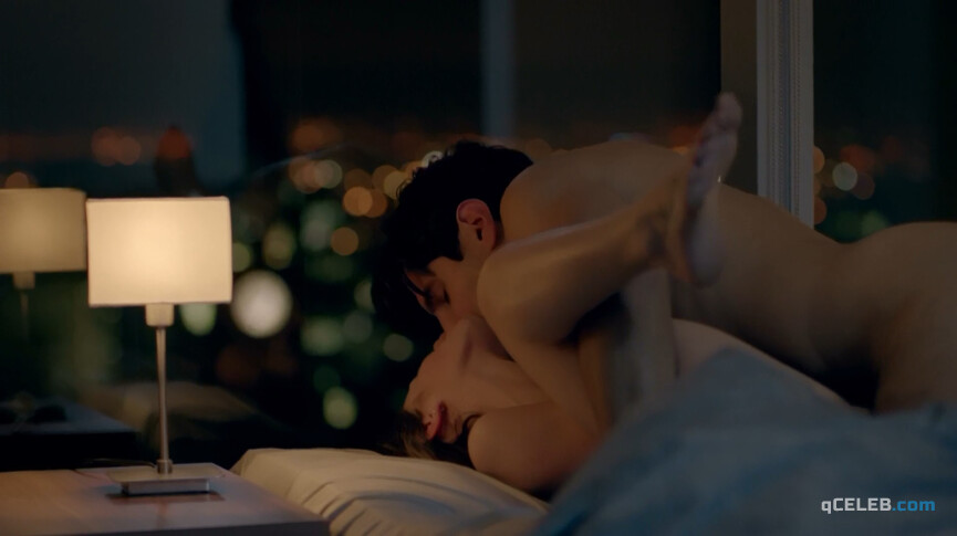 1. Kaya Scodelario sexy – Skins s07e02 (2013)