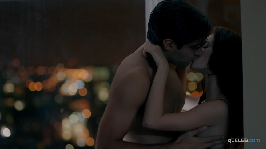 2. Kaya Scodelario sexy – Skins s07e02 (2013)