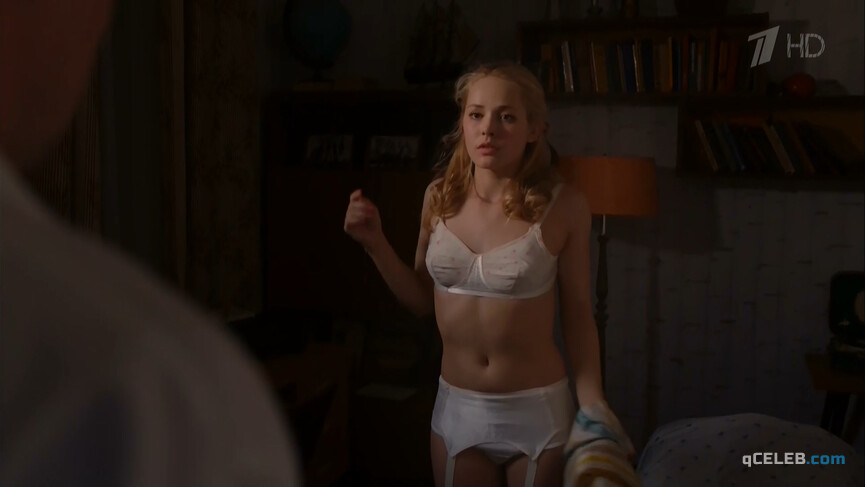 3. Zoya Berber sexy, Nadezhda Ancipovich sexy – Fartsa s01e01, e06 (2015)
