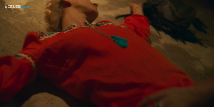 5. Tessa Ia sexy – Unstoppable s01e03 (2020)