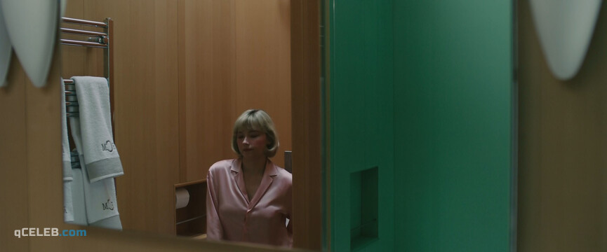 4. Haley Bennett sexy – Swallow (2019)