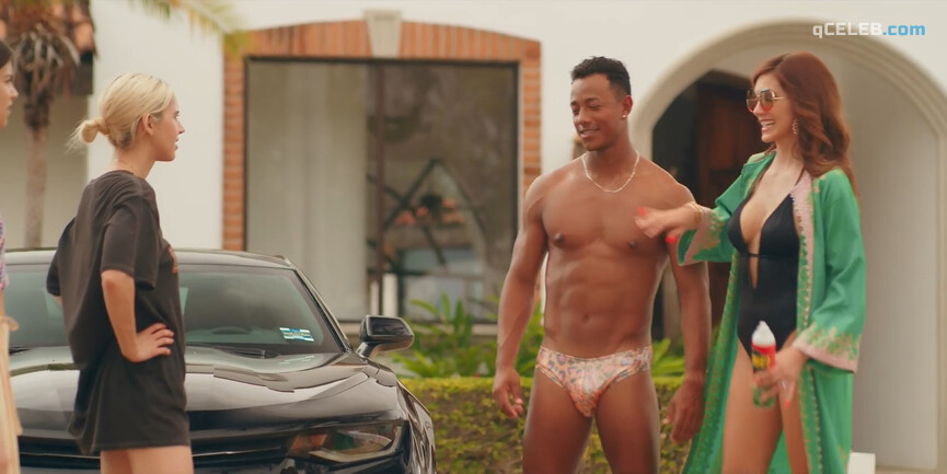14. Lucia Uribe nude, Tessa Ia sexy, Darlene Rosas sexy – Unstoppable s01e04 (2020)