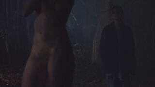 Shenae Grimes nude – The Rake (2018)