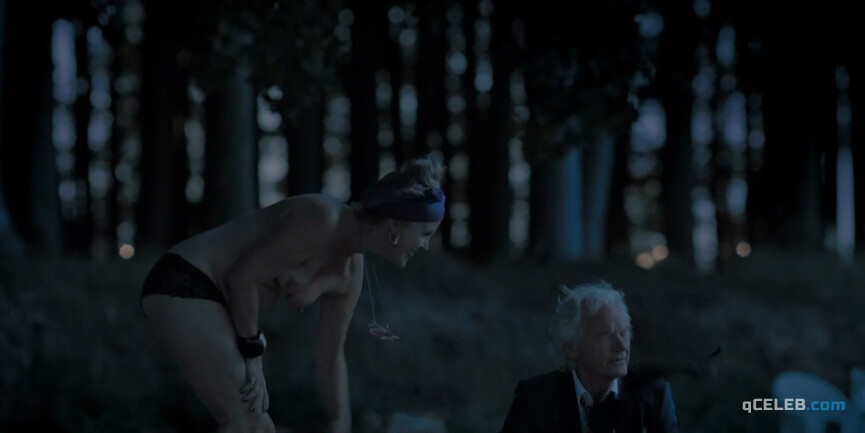 3. Birthe Neumann nude, Marianne Hogsbro nude – Happy Ending (2018)
