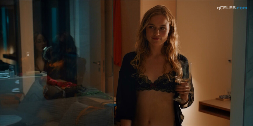 10. Daphne Wellens sexy, Julia Akkermans sexy, Karina Smulders nude – Women of the Night s01e05-06 (2019)