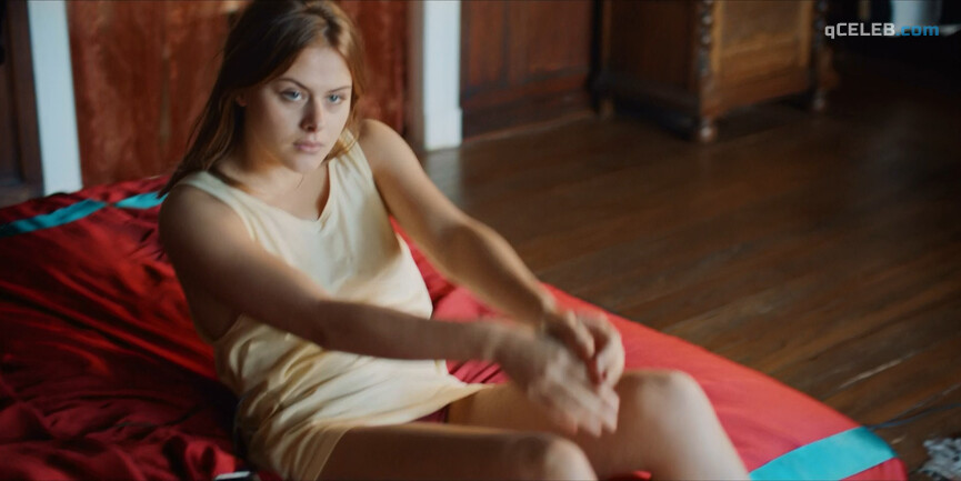 3. Daphne Wellens sexy, Julia Akkermans sexy, Karina Smulders nude – Women of the Night s01e05-06 (2019)