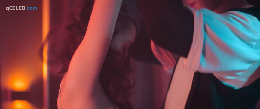 3. Juria Hartmans sexy – Future Sex s01e04 (2018)