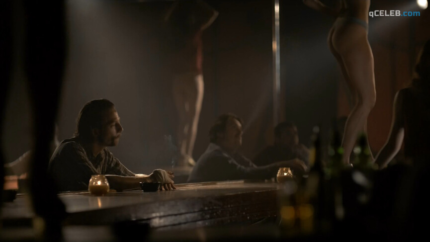 7. Trixie Minx sexy – Quarry s01e02 (2016)