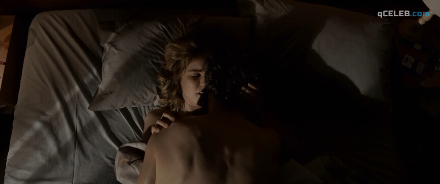 1. Carla Juri sexy – Intrigo: Dear Agnes (2019)