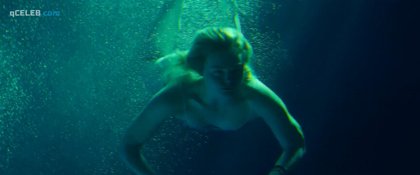 5. Elle Fanning sexy – All the Bright Places (2020)