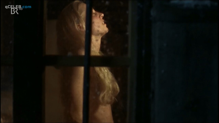 4. Julia Heinze nude – Apollonia (2005)