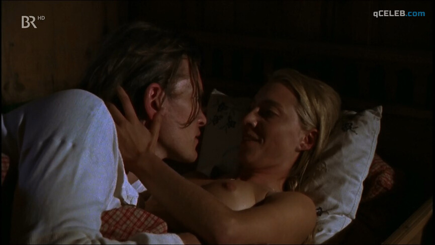 5. Julia Heinze nude – Apollonia (2005)