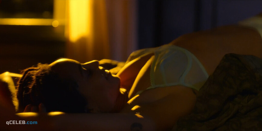 9. Zoe Kravitz nude – High Fidelity s01e01, e06, e09 (2020)