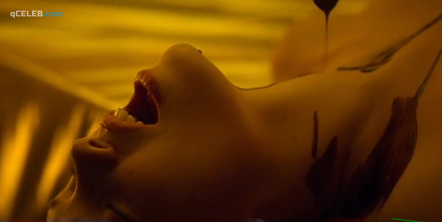 3. Martina Cariddi nude, Claudia Salas nude – Elite s04e05 (2021)