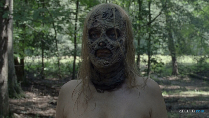 2. Samantha Morton sexy – The Walking Dead s10e09 (2020)