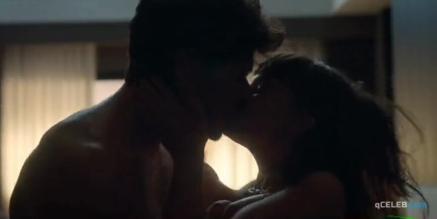 1. Martina Cariddi nude – Elite s04e02 (2021)