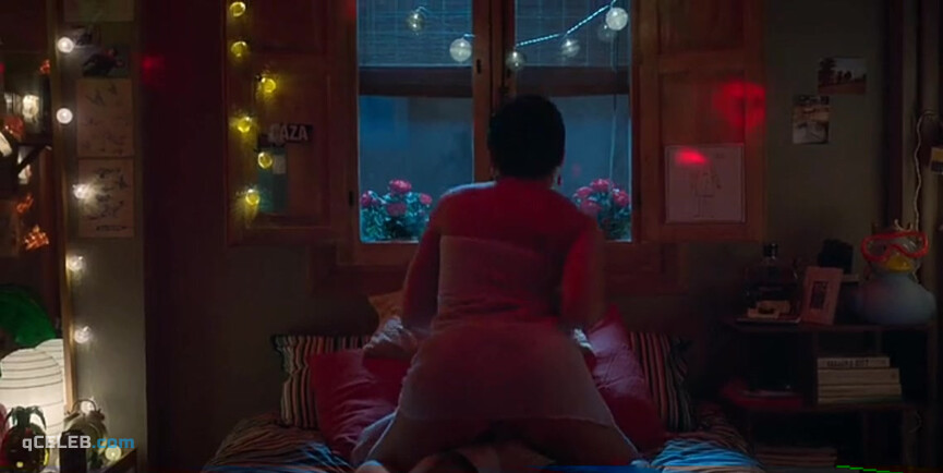 2. Carla Diaz nude – Elite s04e02 (2021)
