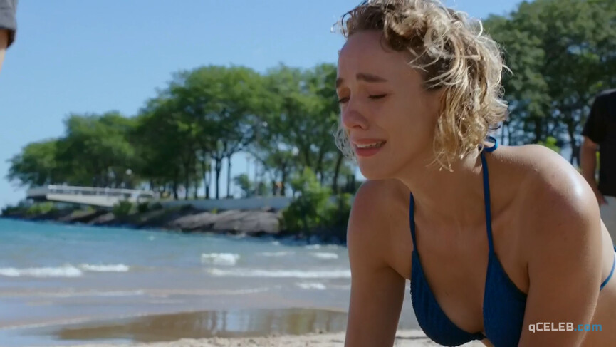 4. Kate Smith sexy – Chicago Fire s04e02 (2015)