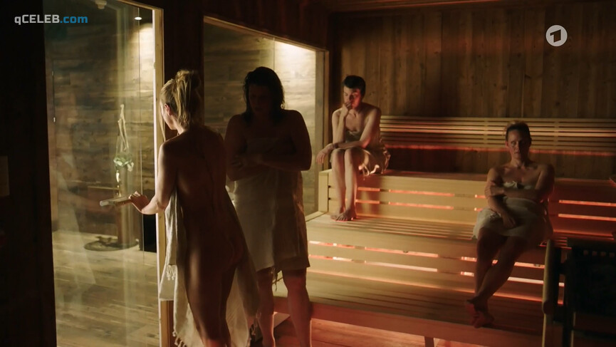 8. Anna Unterberger nude – Eine harte Tour (2020)