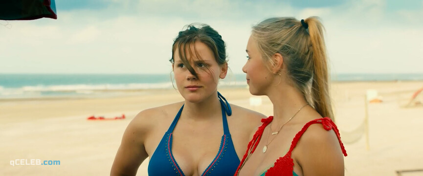 17. Emma-Katharina Suthe nude, Luissa Cara Hansen sexy, Palina Rojinski sexy – Get Lucky (2019)
