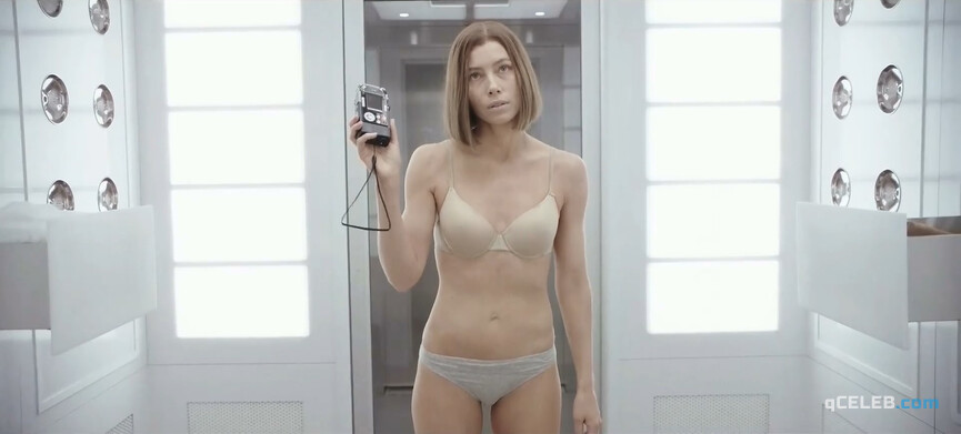 1. Jessica Biel sexy – Limetown s01e05 (2019)