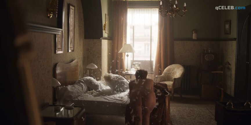 5. Ana Polvorosa nude – Cable Girls s05e05 (2020)
