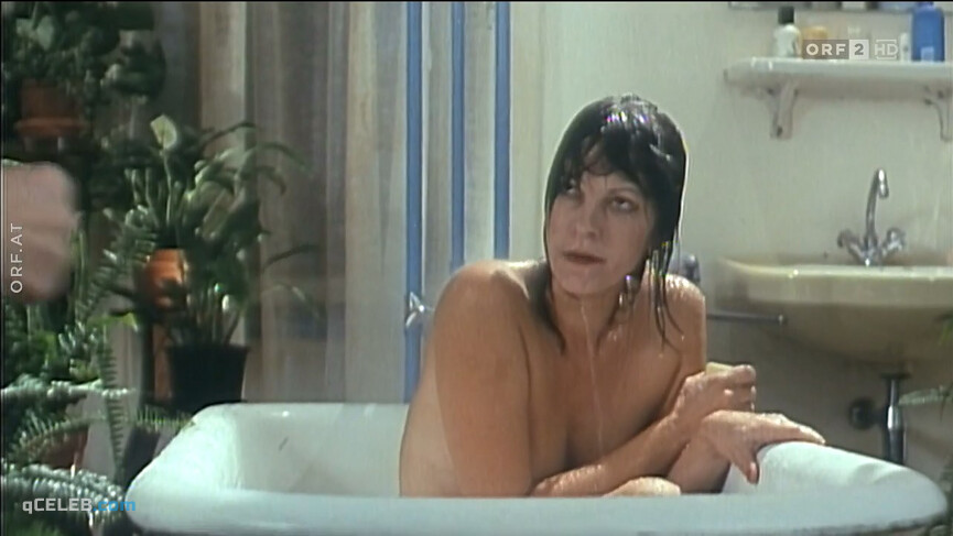 9. Elfi Eschke nude – Ilona & Kurti (1991)