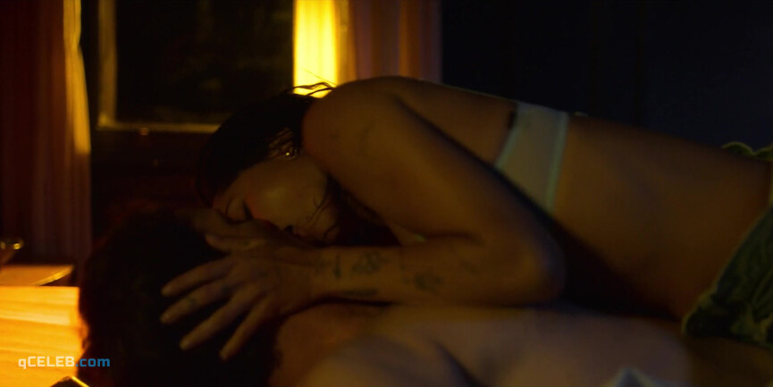 2. Zoe Kravitz nude – High Fidelity s01e01 (2020)