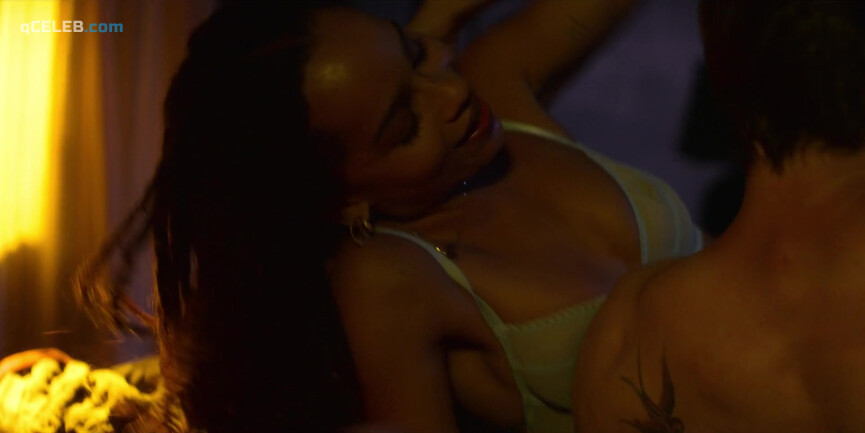 4. Zoe Kravitz nude – High Fidelity s01e01 (2020)