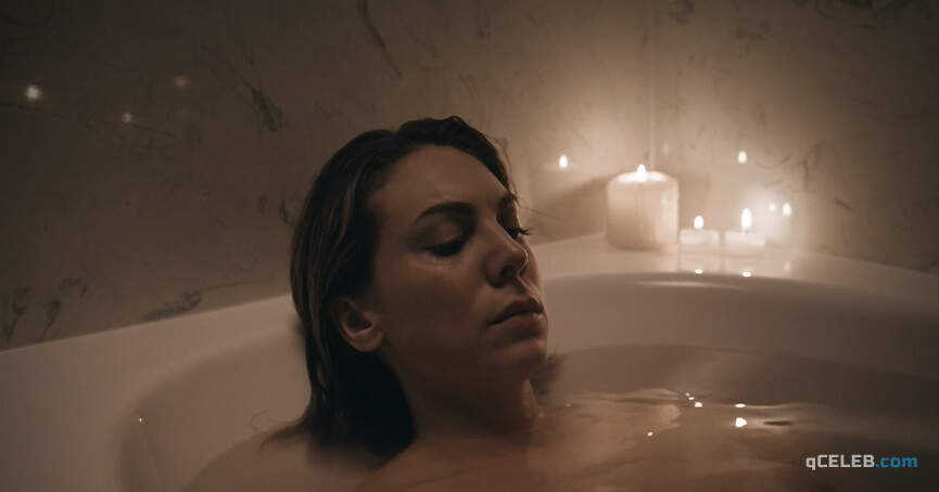 13. Laura Tremblay nude, Sylverine Saul-Nurse sexy – Drowning (2019)
