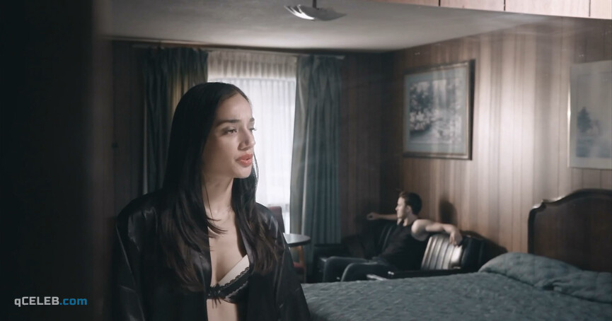 3. Laura Tremblay nude, Sylverine Saul-Nurse sexy – Drowning (2019)