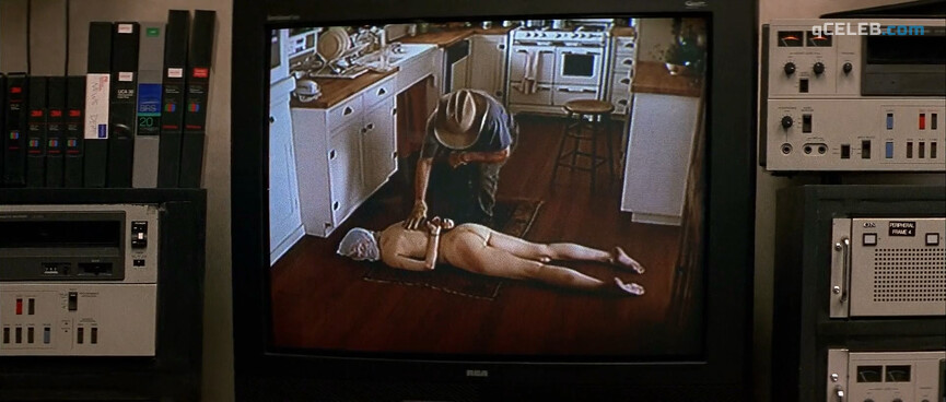 11. Rhona Mitra sexy, Laura Linney nude – The Life of David Gale (2003)