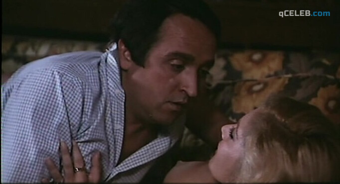 18. Maria Salerno nude – El erótico enmascarado (1980)