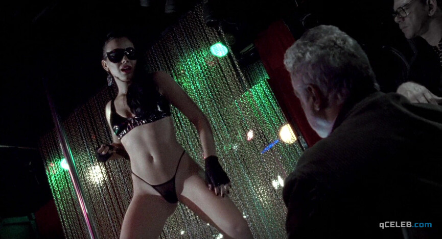 26. Zezé Polessa nude, Juliana Knust nude – Lost and Found (2007)