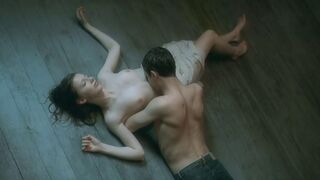 Tatyana Peshkova nude – Kontakt (2005)