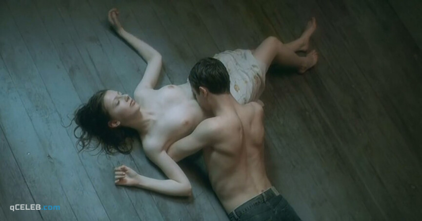 1. Tatyana Peshkova nude – Kontakt (2005)