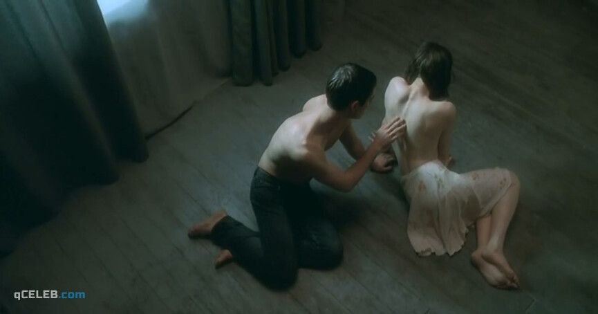 4. Tatyana Peshkova nude – Kontakt (2005)