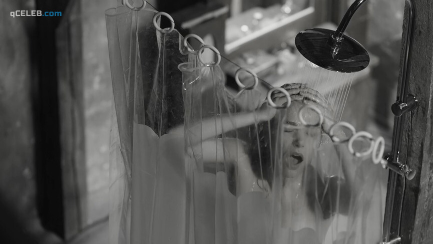 3. Vanessa Aleksander sexy – Ultraviolet s02e07 (2019)