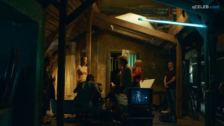 8. Vanessa Aleksander sexy – Ultraviolet s02e07 (2019)