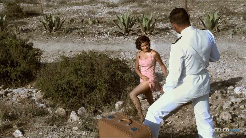 3. Paulina Gaitan sexy, Edith Gonzalez sexy – Deseo (2013)