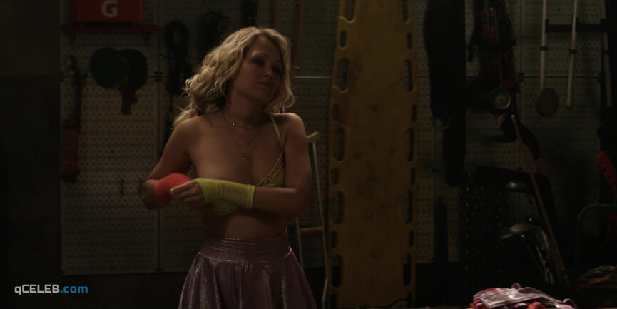 18. Erin Ownbey nude, Kelli Berglund nude – Heels s01e03 (2021)