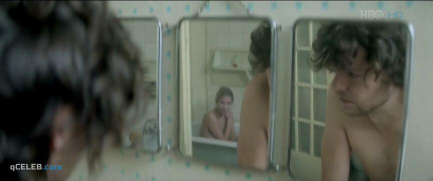 2. Karolina Szymczak nude, Luiza Janiszewska nude – Stars (2017)