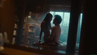 Mimi Keene sexy – Sex Education s03e02 (2021)