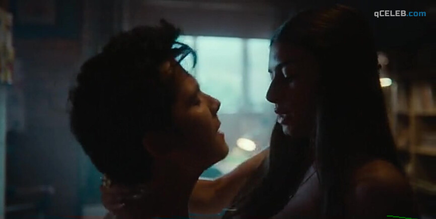 2. Mimi Keene sexy – Sex Education s03e02 (2021)