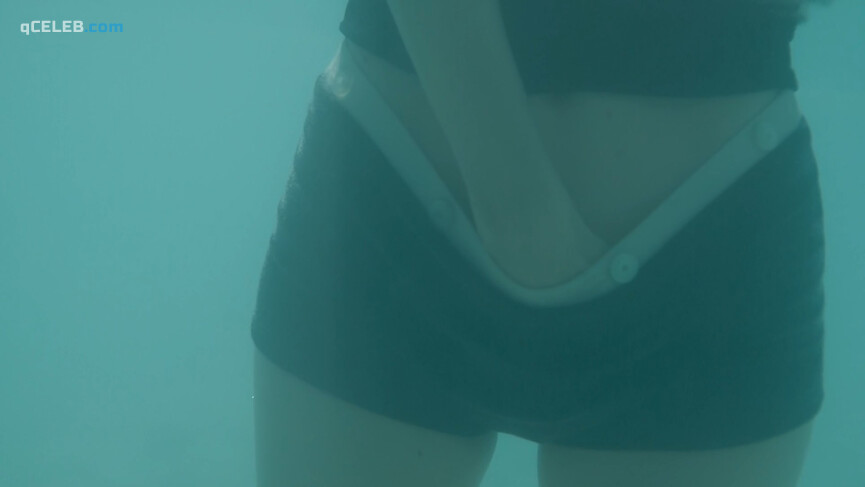 5. Hanna Alstrom nude, Carice van Houten sexy – The Glass Room (2019)