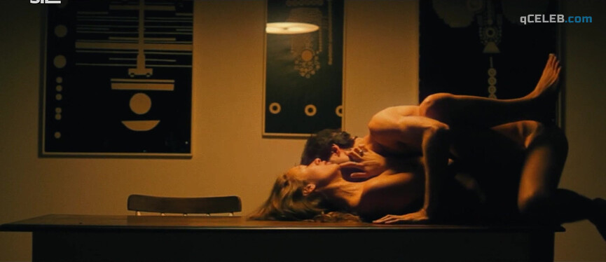 1. Carol Melgaço nude, Daiane Brito nude – 30 Years Blues (2019)