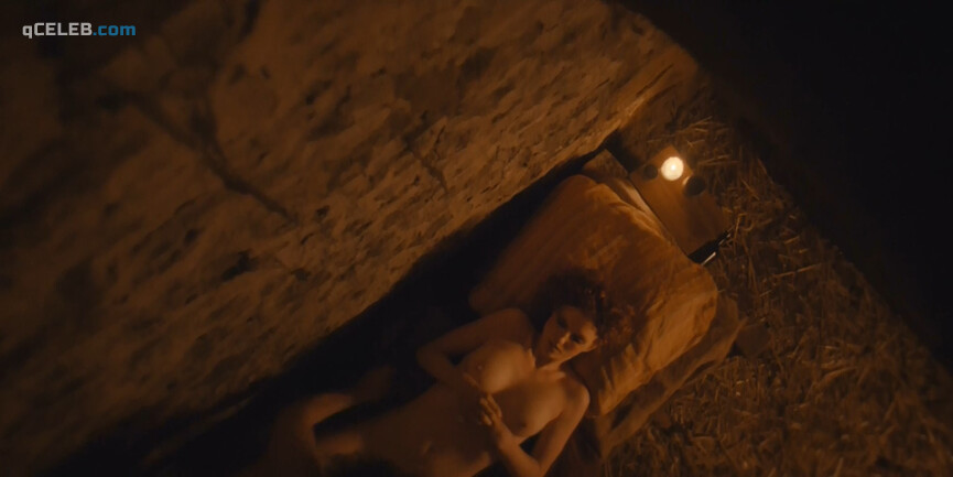 1. Anne-Laure Vandeputte nude, Charlotte Timmers nude – Thieves of the Wood s01e01, e05 (2020)