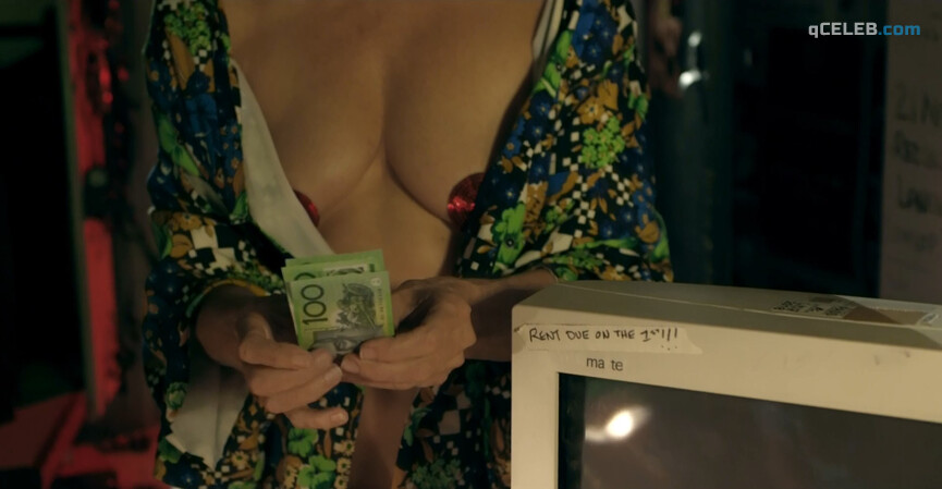 8. Delilah Daniels nude, Shannon Hottes nude, Dayle Rasmussen sexy – Broken Contract (2018)